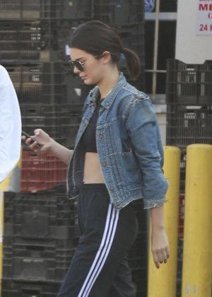 Kendall Jenner - Leaving Jon and Vinny's Italian in Los Angeles